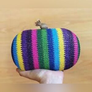 Pink Haley Zigzag Clutch W/ Pineapple Clasp